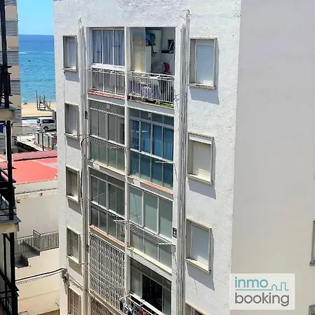 Apartment Belle , Con Parking Y A 130 De La Playa. *