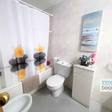 Belle , Con Parking Y A 130 De La Playa. Apartment